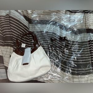 Nwt: Vtg. Coach SoHo White and Brown Lynn 3 Compartment Hobo Buckle Bag